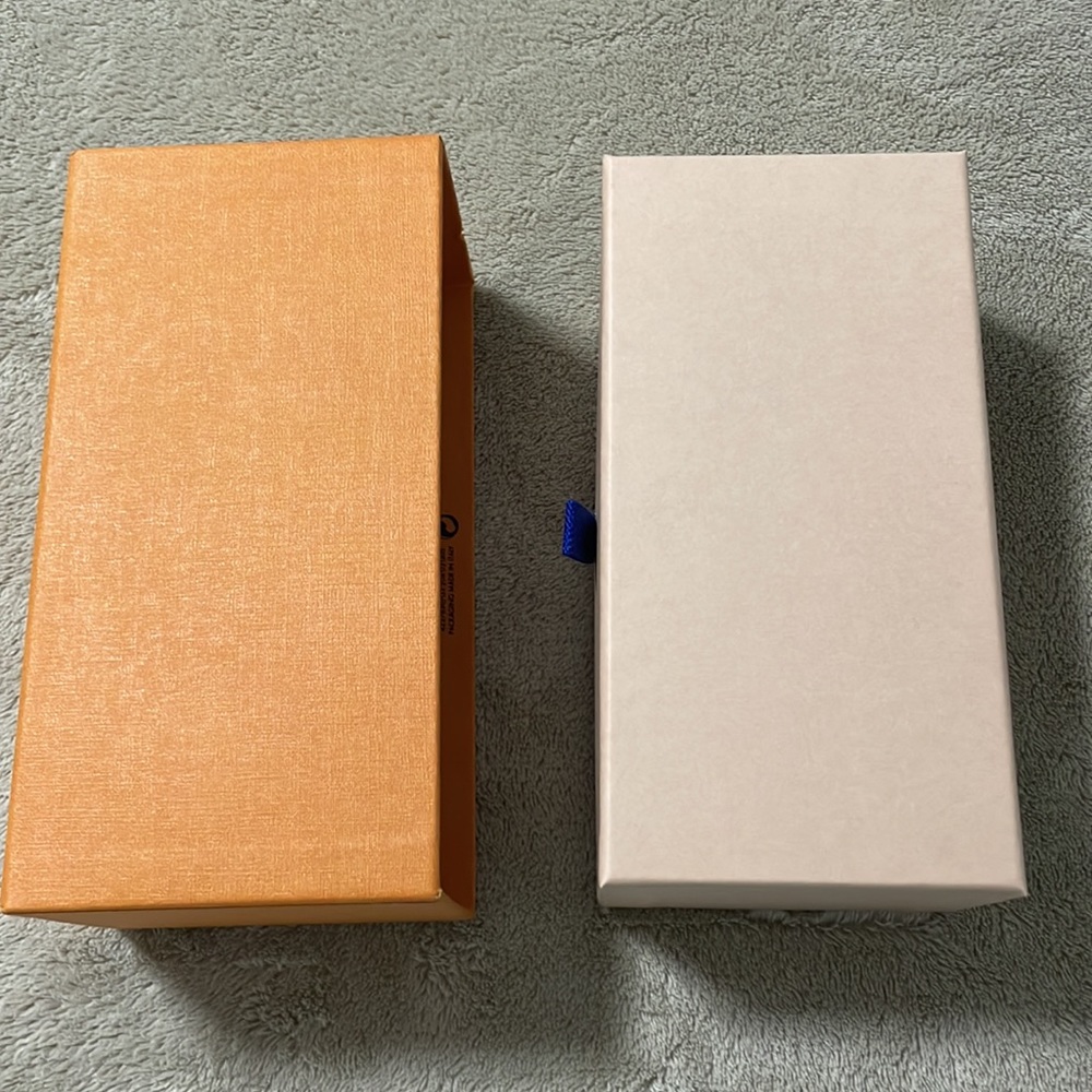 LV BOX - Picture 2 of 4